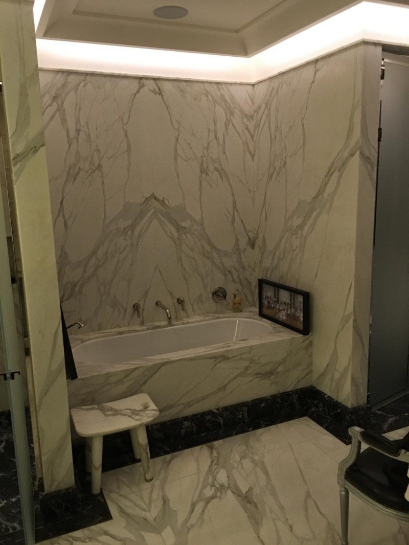 Private Bathroom - Paris
